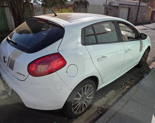FIAT BRAVO 1.8 SPORTING 16V FLEX 4P AUTOMATIZADO FIAT BRAVO 1.8 SPORTING 16V FLEX 4P AUTOMATIZADO